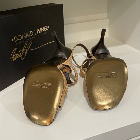 Brand New Donald J Pliner Natural Cork Shoes - Picture 3 of 5